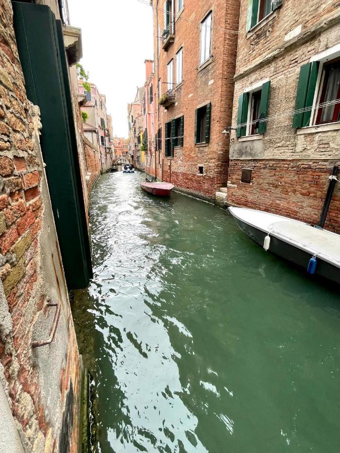 Ca' Dell'Ombra Felice - Canal View Benátky Exteriér fotografie